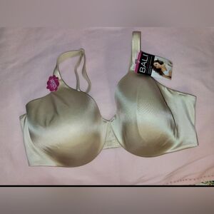 Bali Size 42D One Smooth U Concealing & Shaping Underwire 3W11 Beige Bra
